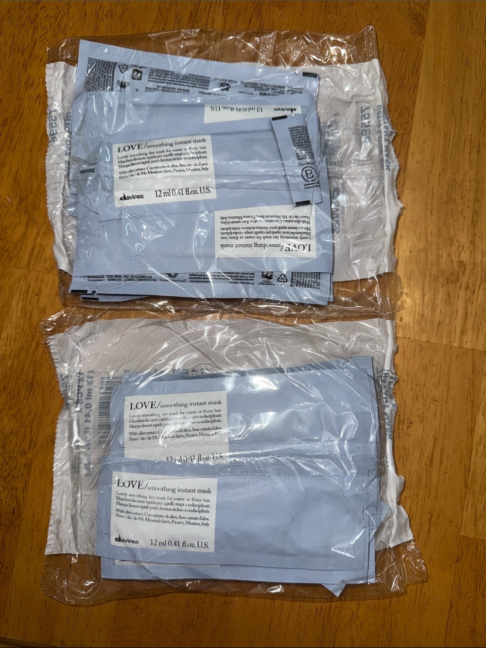 24 Davines LOVE Smoothing Mask Sachets